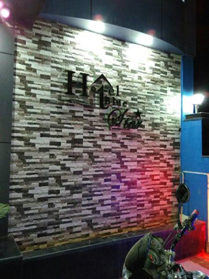 Hotel Blue Star Datia Kültér fotó